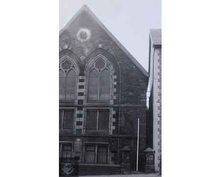 English Congregational Tonypandy apparently did not join the United Reform Church. Photographed in 1979.