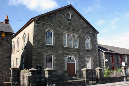 Ainon Ynyswen photographed in September 2009.