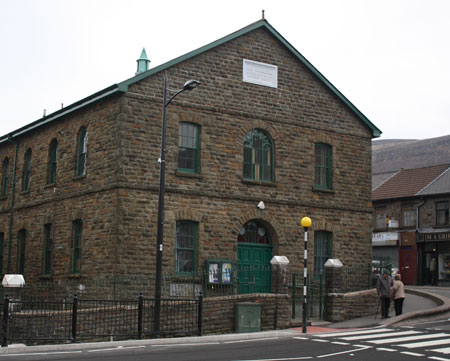 Trerhondda Ferndale photographed in Aprl 2010