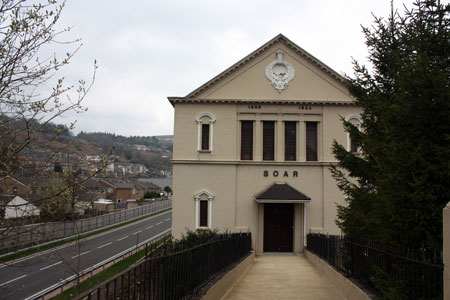 Soar Pontygwaith photographed in April 2010