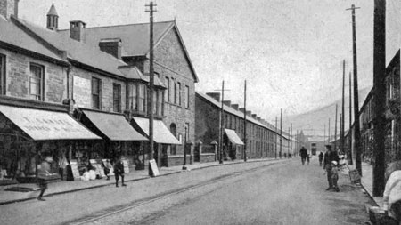 A view of Maerdy Road Maerdy in 1930