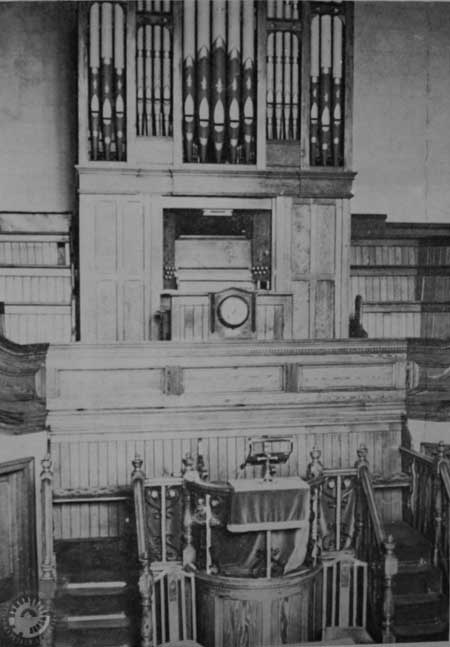 Penuel Ynyshir the pulpit and organ